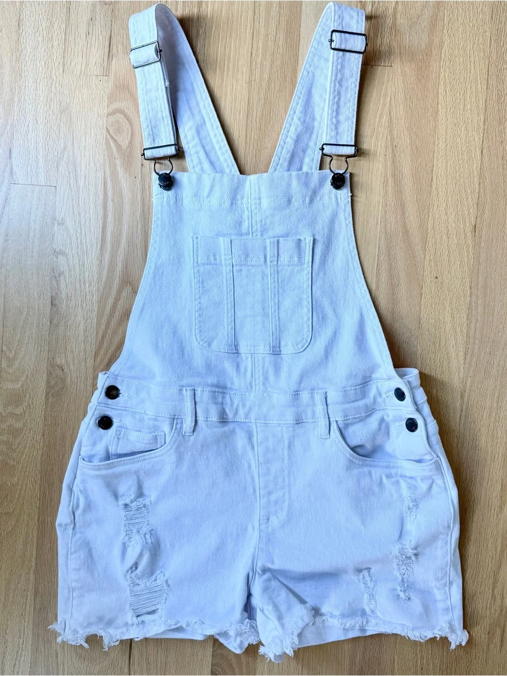 VENUS distressed white